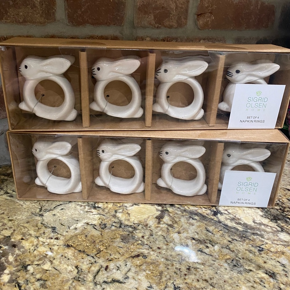 Sigrid Olsen Bunny Rabbit Napkin Rings - 1 Boxed Set of 4 -  brand new!